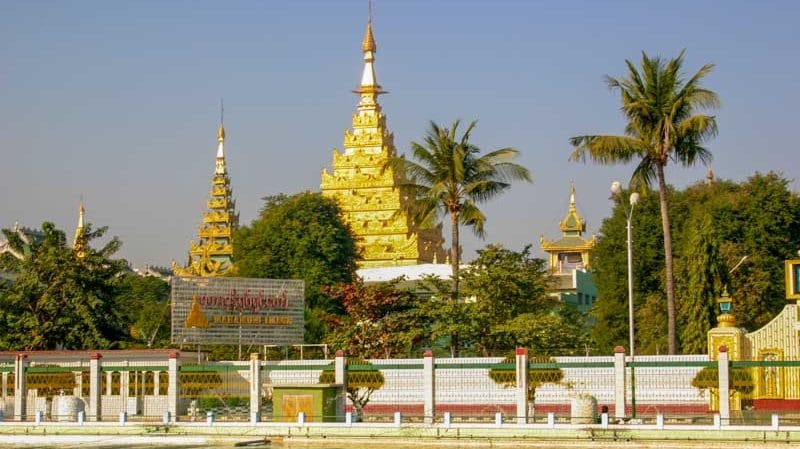 mahamuni pagoda en mandalay