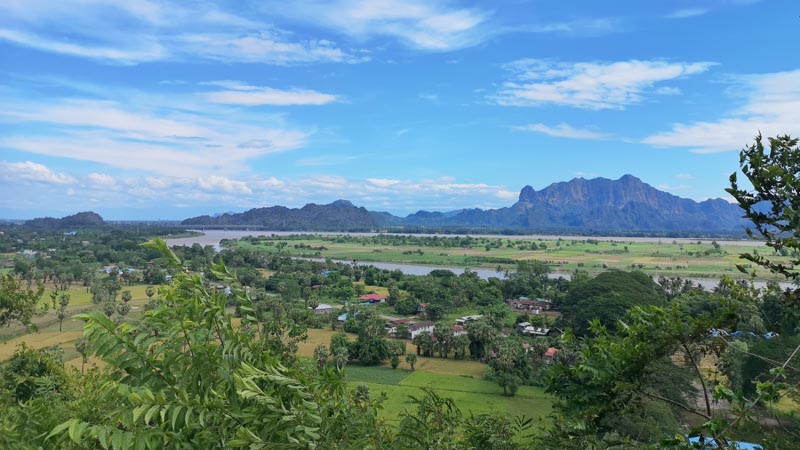 kawgun cave hpa an, myanmar