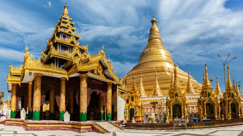 shwedagon-pagoda-yangon