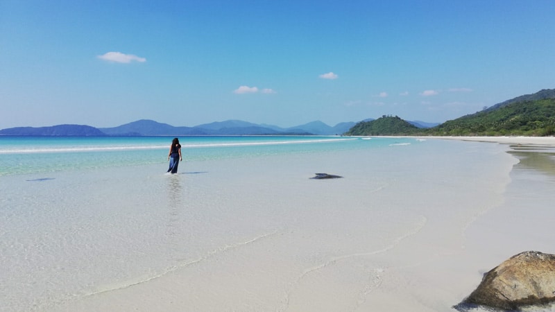 godfathers beach en dawei, myanmar